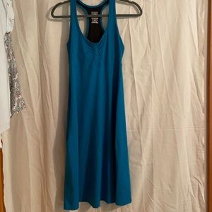 NorthFace dress with pockets and built in bra